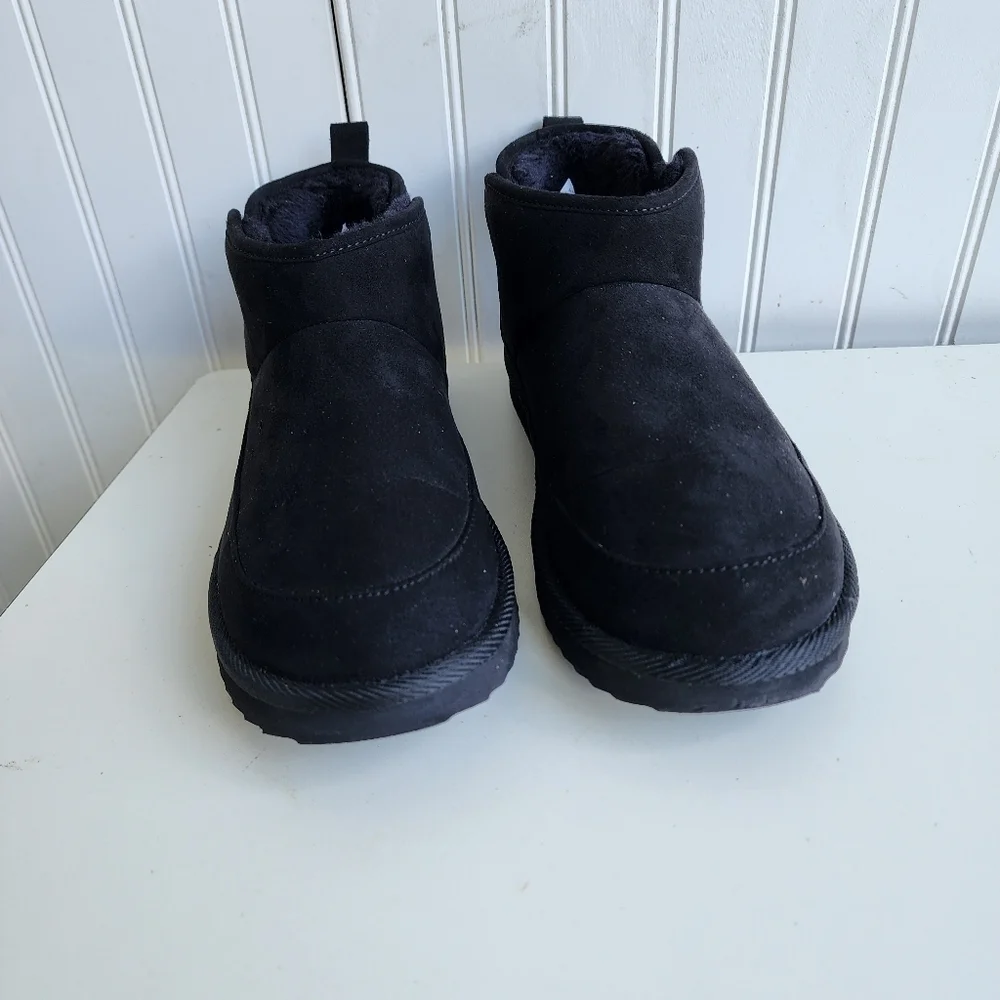 Old Navy Cozy Lined Faux Fur Winter Boots Ankle Booties Black Womens Size 7